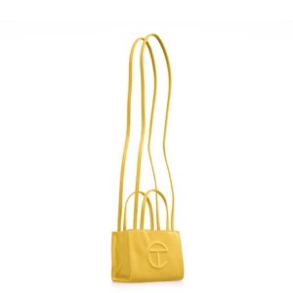 Authentic Telfar bag just got delivered today it’s too small for me